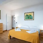 2br Historic Center, Perfect For Visiting Florenz