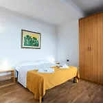 2br Historic Center, Perfect For Visiting Apartment Florenz