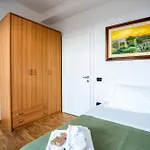 2br Historic Center, Perfect For Visiting Apartment *