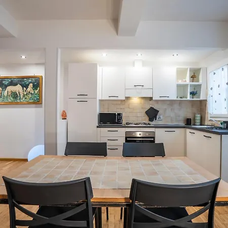 2br Historic Center, Perfect For Visiting